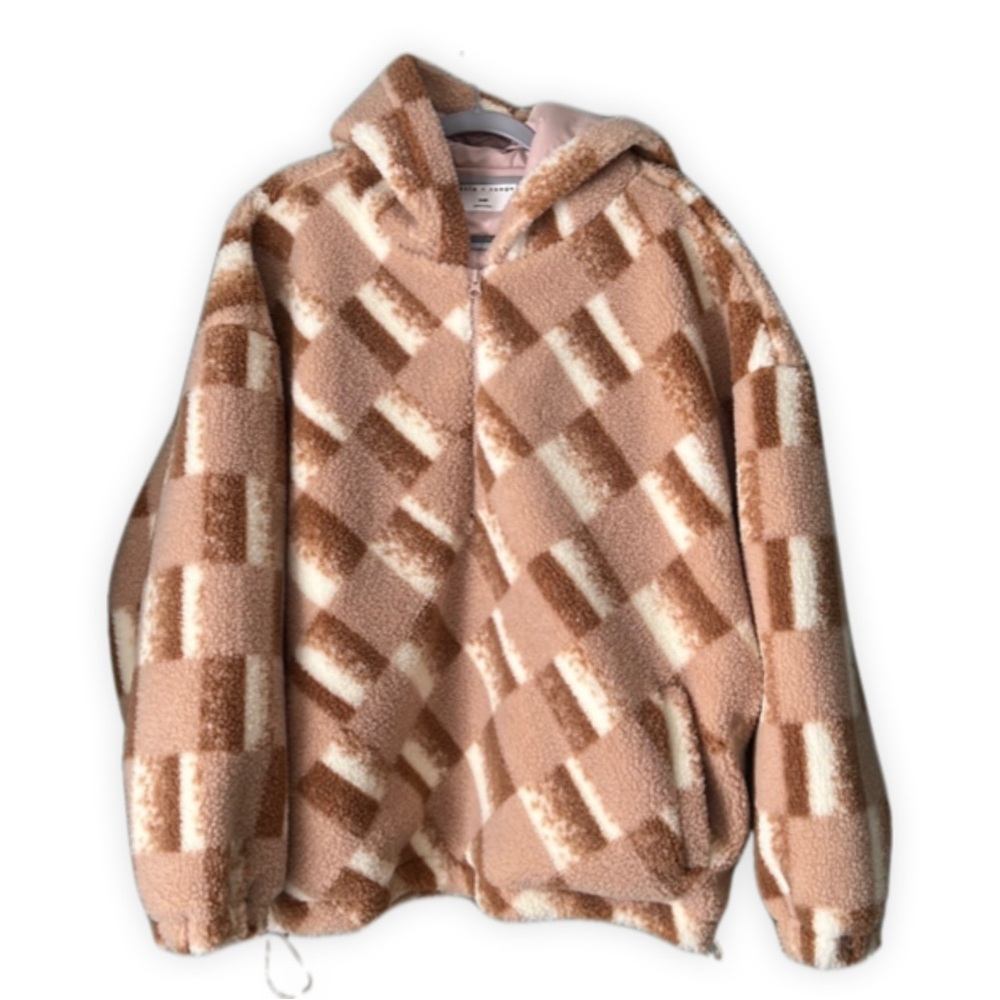 basin +Range  Sherpa Hoodie Cozy